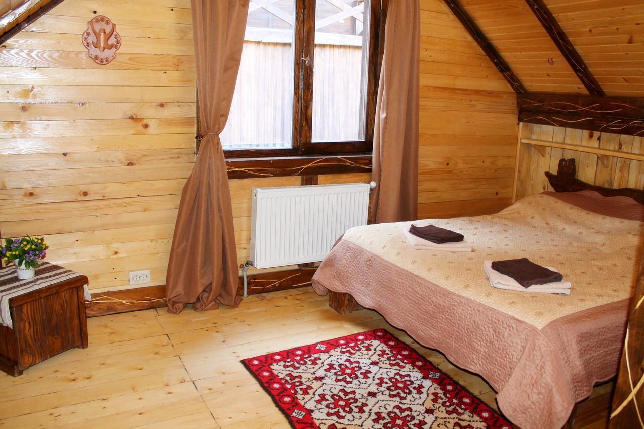 Szlachta Cottage Bukovel Ngoại thất bức ảnh