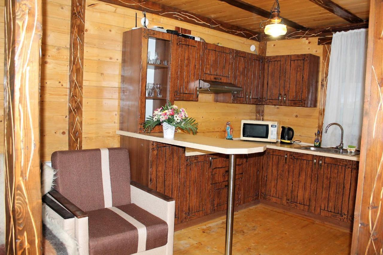 Szlachta Cottage Bukovel Ngoại thất bức ảnh