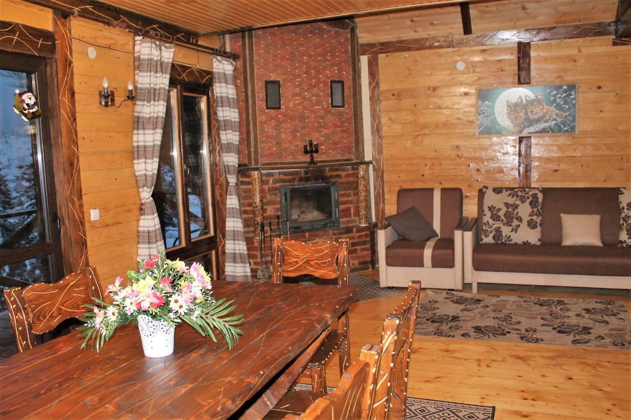 Szlachta Cottage Bukovel Ngoại thất bức ảnh